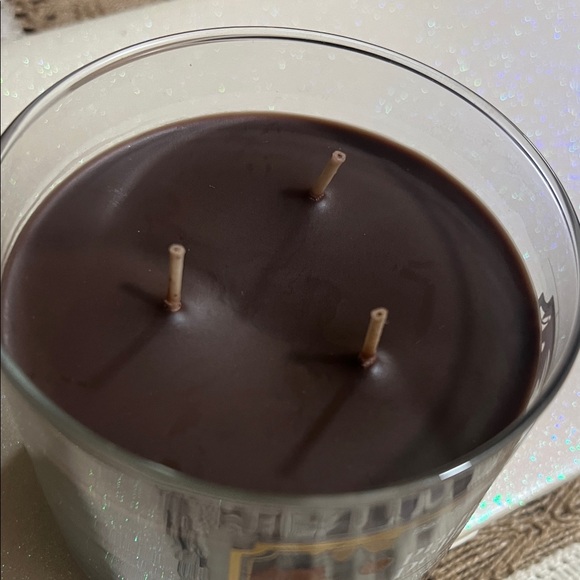 Bath & Body Works Praline Delight Candle - Picture 4 of 5